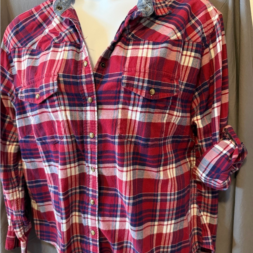 Women’s Red Plaid Shirt
